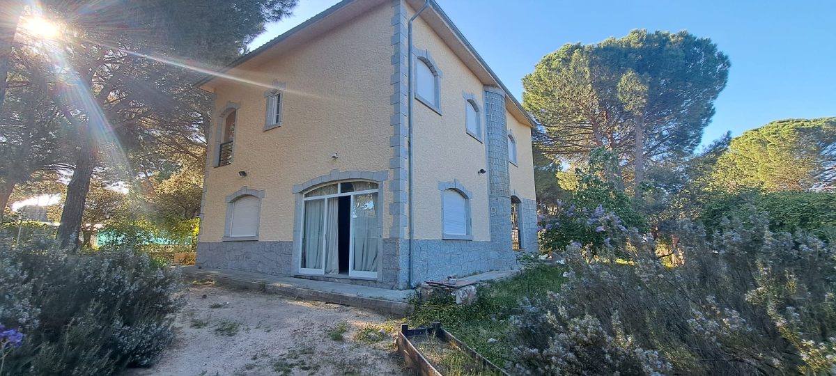 Casa Independiente en Pinar de Navares (a 20