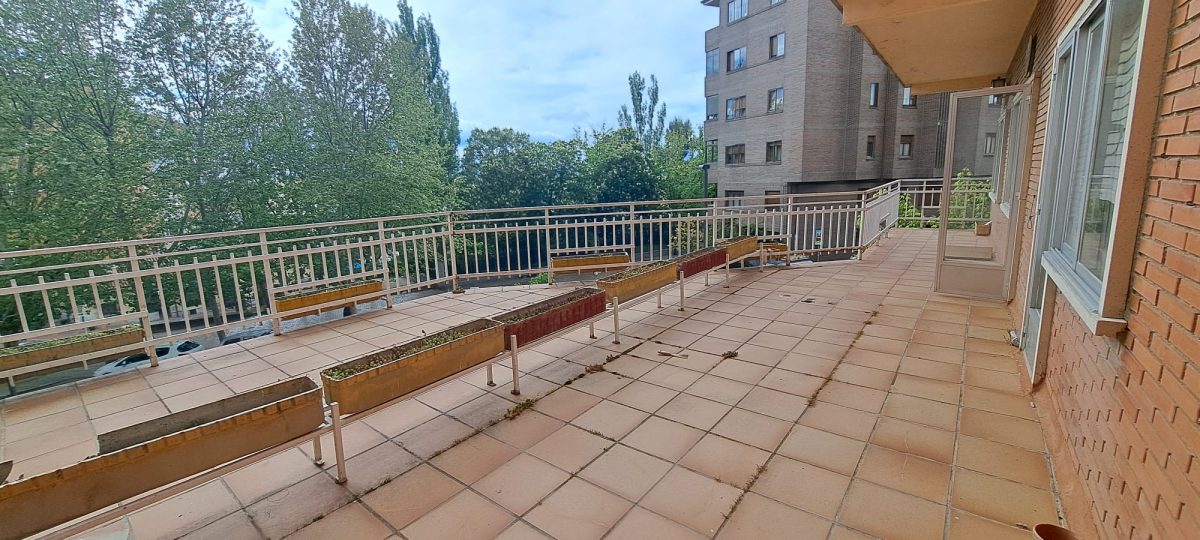 Vivienda con terraza en pleno centro de Ávila